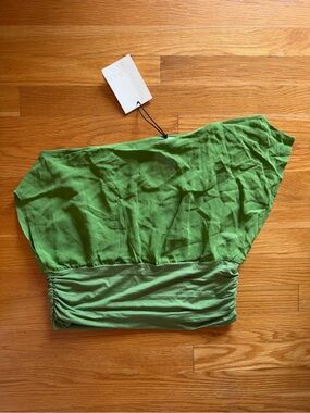 Summer Away Green Melida Off-Shoulder Top - Size Small